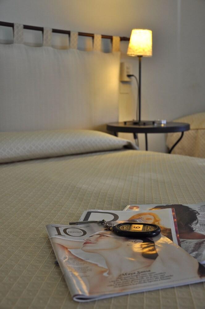 Hotel Portofino Рапало Екстериор снимка